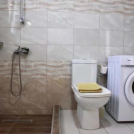 Hotel apartamentowy Roseberry 2*