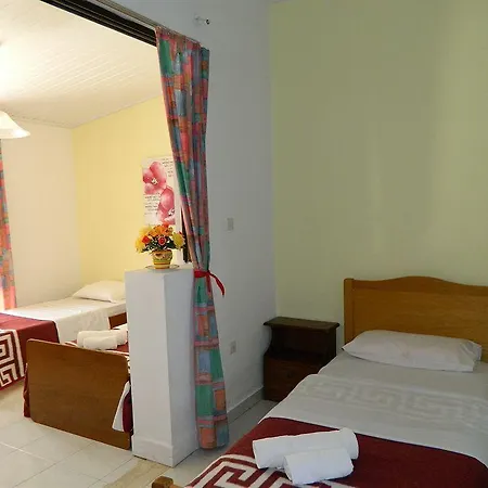 Roseberry Hotel apartamentowy 2*